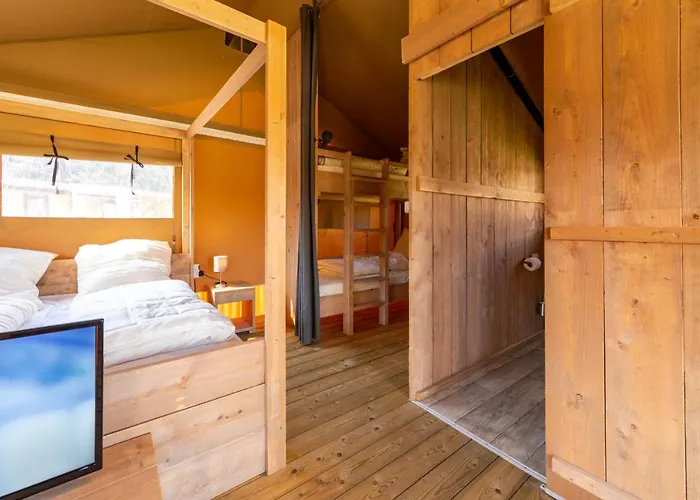 Luxusní stan Safariland Stukenbrock Erlebnisresort *